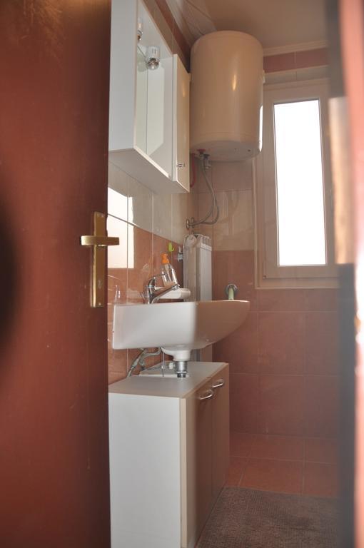 Franko Apartmani Zambratija  Luaran gambar